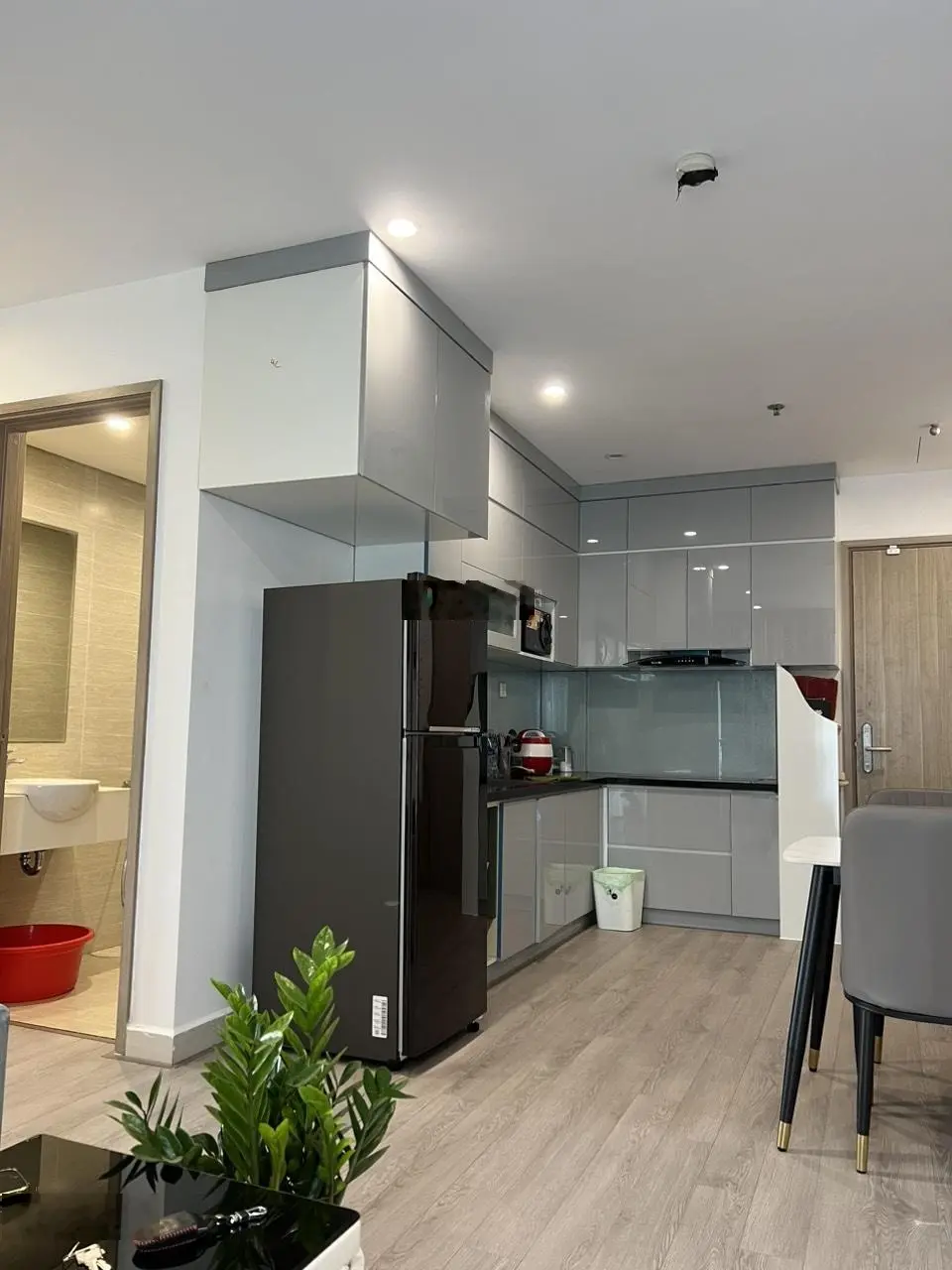 Bán căn hộ góc 3 ngủ 75m2 giá 3 tỷ 520 triệu sổ đỏ