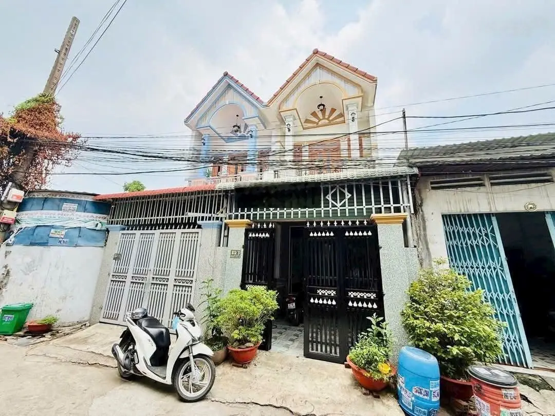Nhà 1 trệt 1 lầu sát đường Hai Bà Trưng - Đông Hoà - Dĩ An, diện tích: 80.8m2, ngang 4m x 20m
