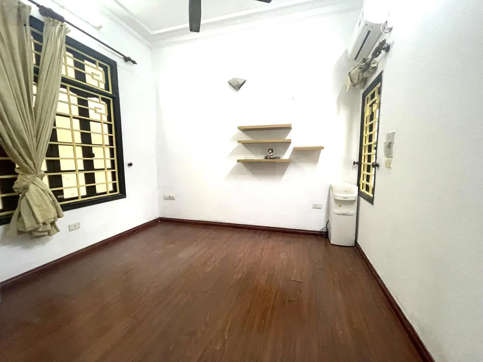 Cần bán gấp nhà Đống Đa 21 m2 3 tầng mặt tiền rộng bán nhanh nhỉnh 3 tỷ
