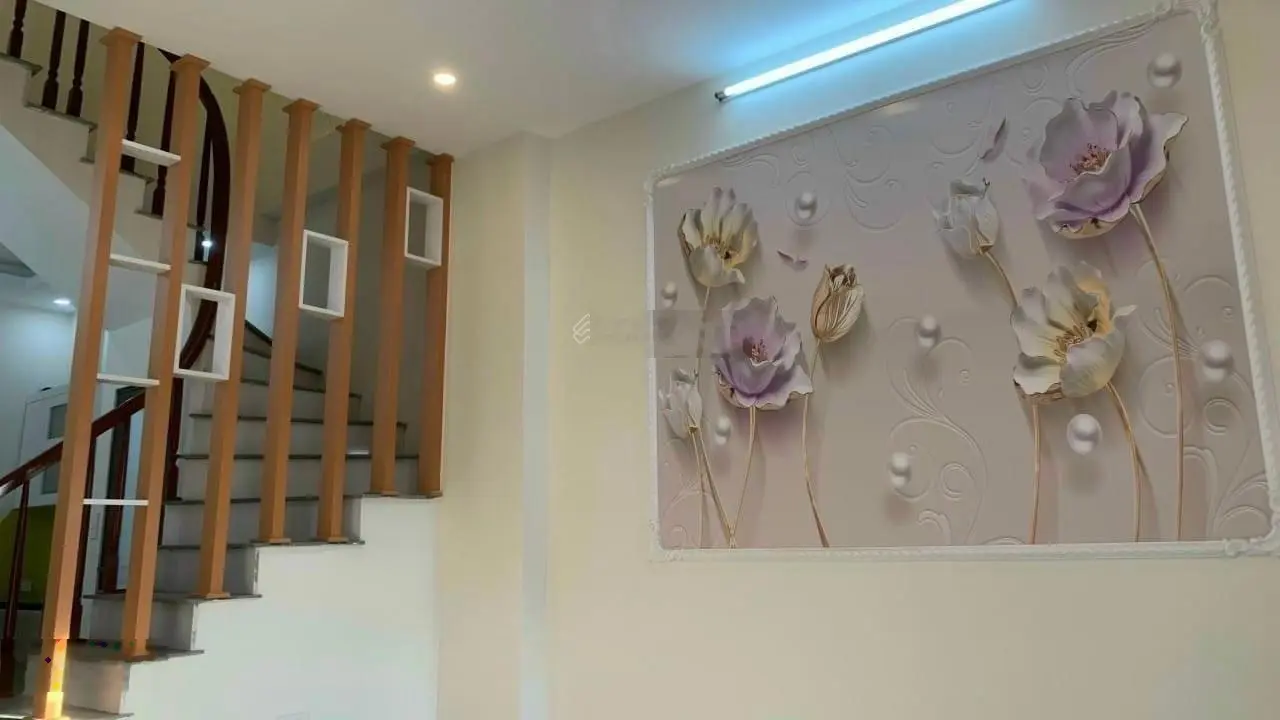 Chính chủ bán nhà 36m2 3 tầng full nội thất, Đông La, Hoài Đức ôtô đỗ cửa, ngõ 2 đầu