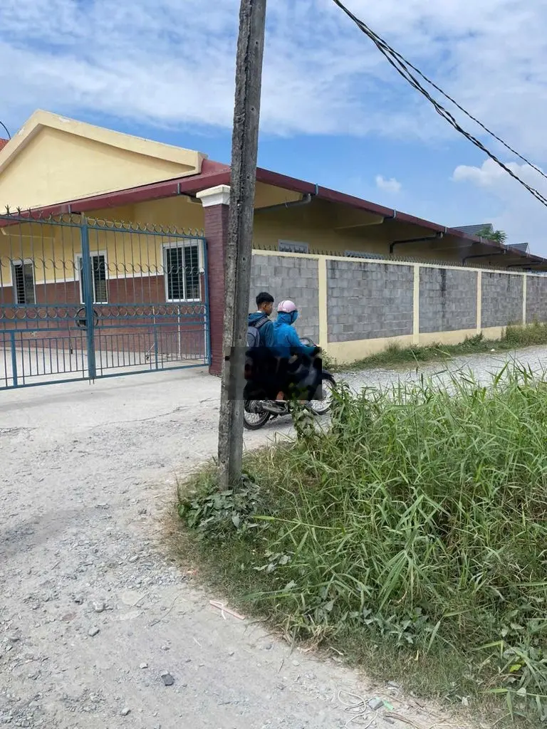 ĐẤT NGAY CỖNG SAU TRƯỜNG HỌC CẤP 1 - THỊ TRẤN ĐỨC HÒA