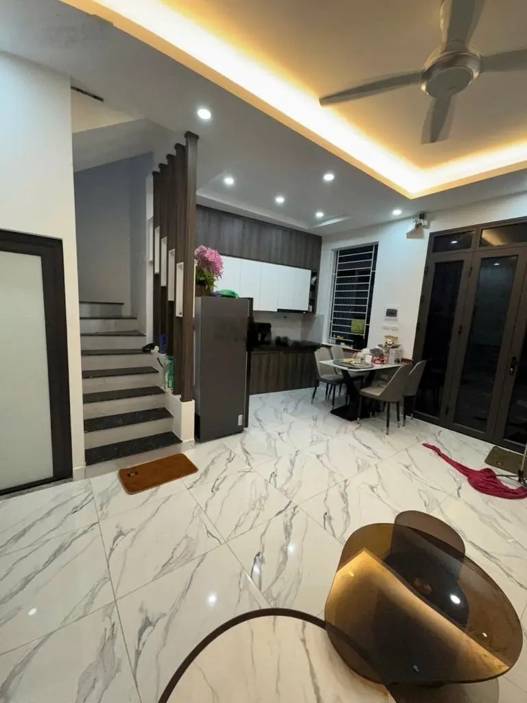 Chính chủ bán nhà mới tây mỗ nam từ liêm 30m giá chỉ 6,1 tỷ gần vin smart city