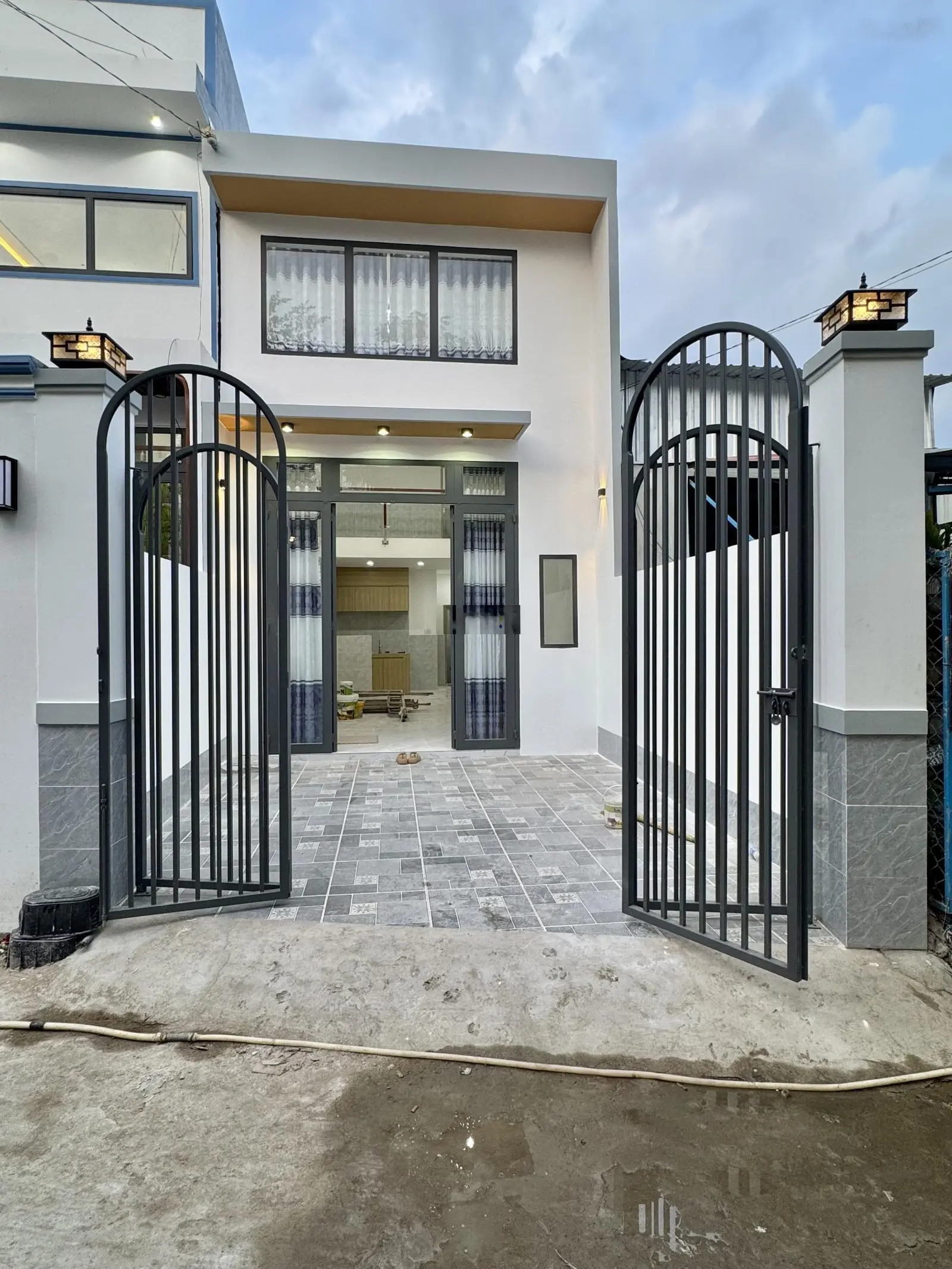 Bán nhà trệt lửng rất kiên cố - cao cấp 1,19 tỷ ngân hàng hỗ trợ vay 50% - rẻ nhất Cần Thơ