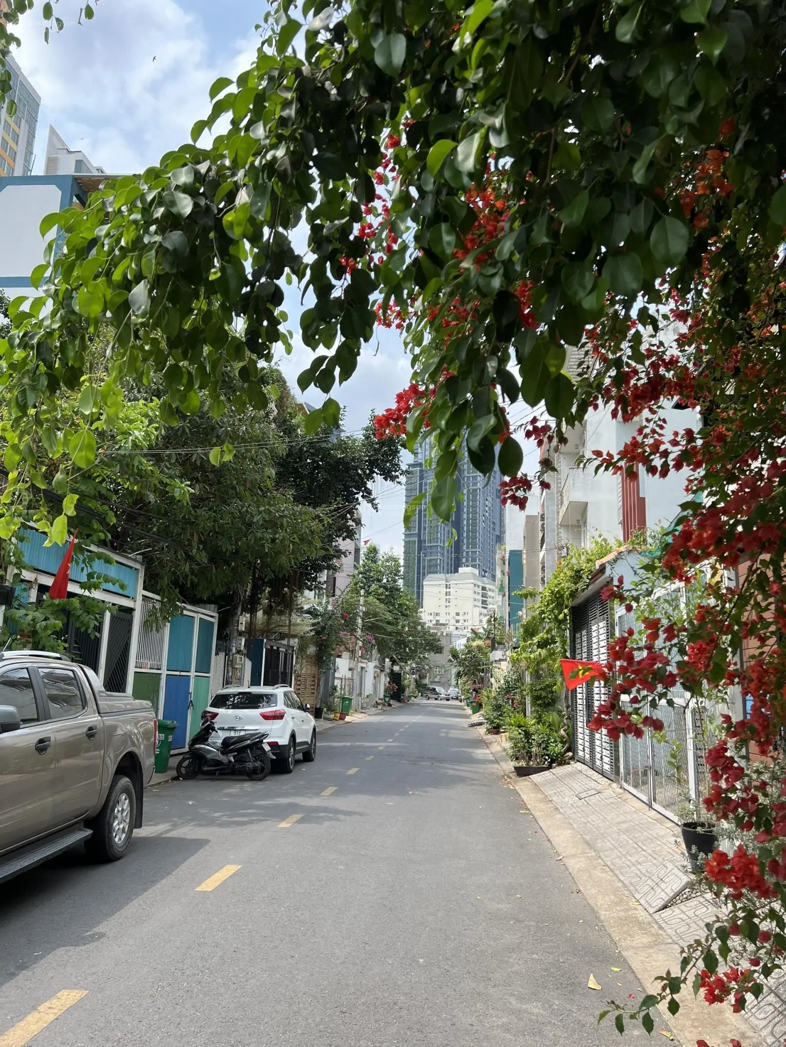 150 tỷ giảm còn 129 tỷ - biệt thự mt đường ngô quang huy -thảo điền - 650m2 - 3 tầng đẹp