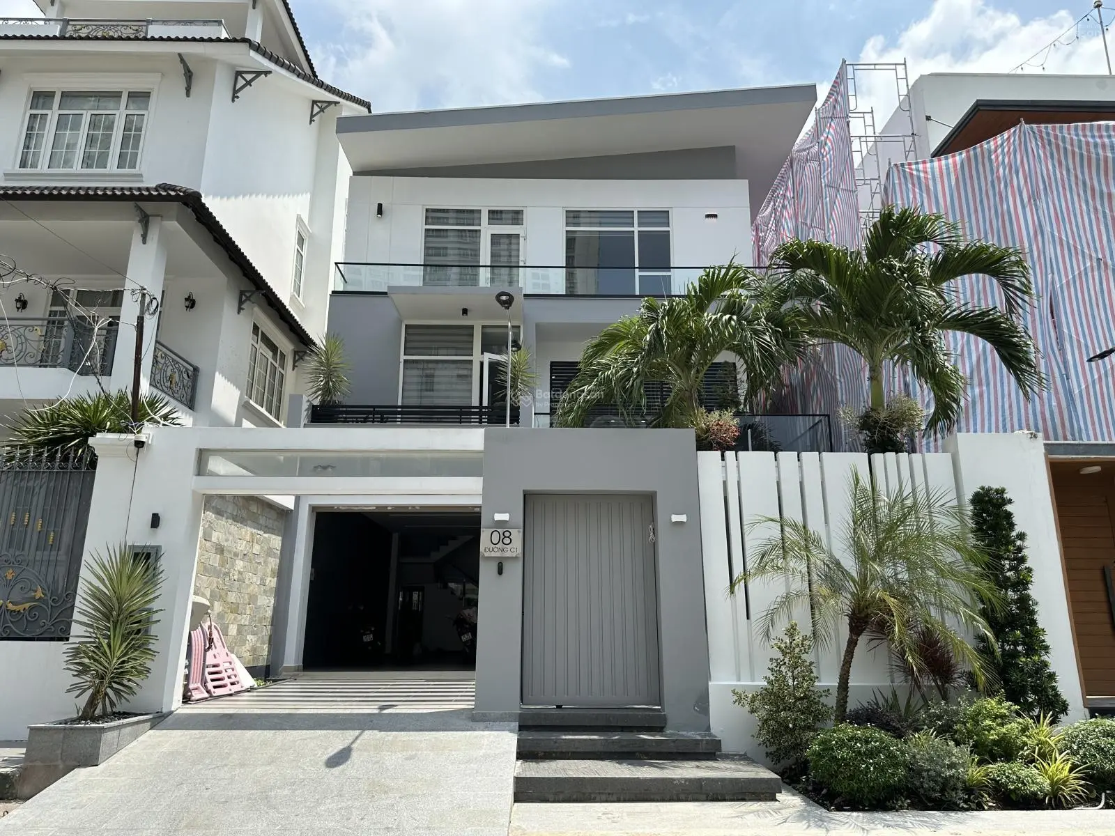 Biệt Thự cao cấp Làng Đại Học, Phước Kiển, Nhà Bè - Cần bán gấp 27.8 tỷ Giảm tiếp 25.2 tỷ