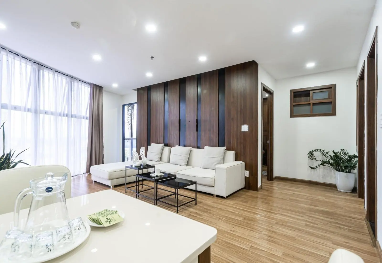 Bán căn hộ Đà Lạt center 85m2 2 phòng ngủ 2 vệ sinh tầng 9 View đẹp giá chỉ 4 tỷ 4 ngay chợ Đà Lạt