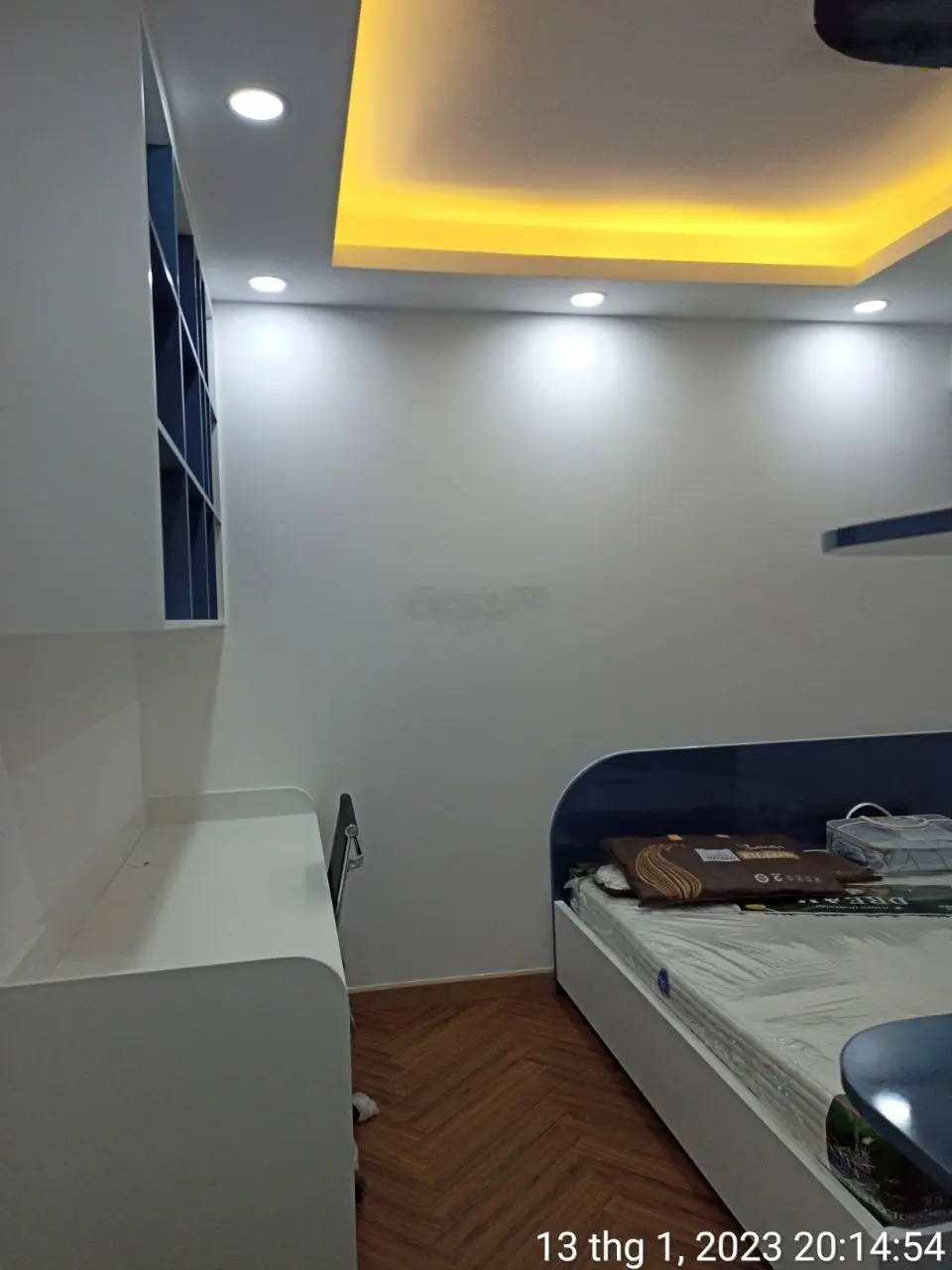 Cần bán căn hộ chung cư Cosmo City, 99 Nguyễn Thị Thập, Tân Phú, Quận 7,