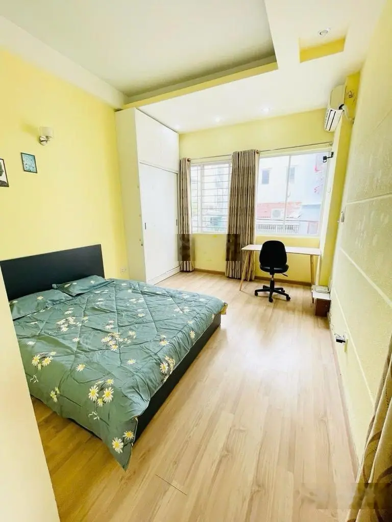 Nhà bán 4 tầng làm căn hộ DV Huỳnh Văn Bánh Lê Văn Sỹ Phú Nhuận - ngang 4m thuê 250tr/năm - 7. X tỷ