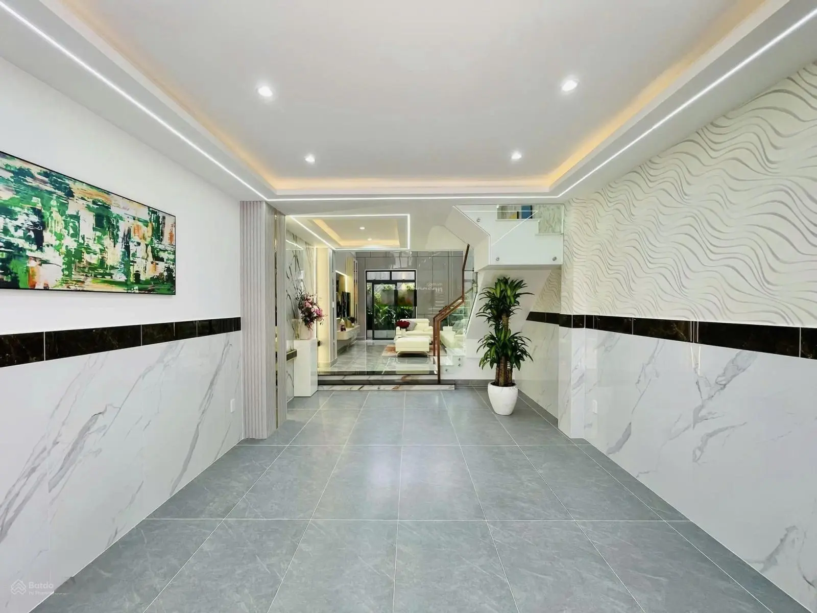 Kẹt tiền, tôi bán nhà ở Trần Khánh Dư - Quận1 kế bên chợ Tân Định, cho thuê 35triệu. Giá 3tỷ6/62m2