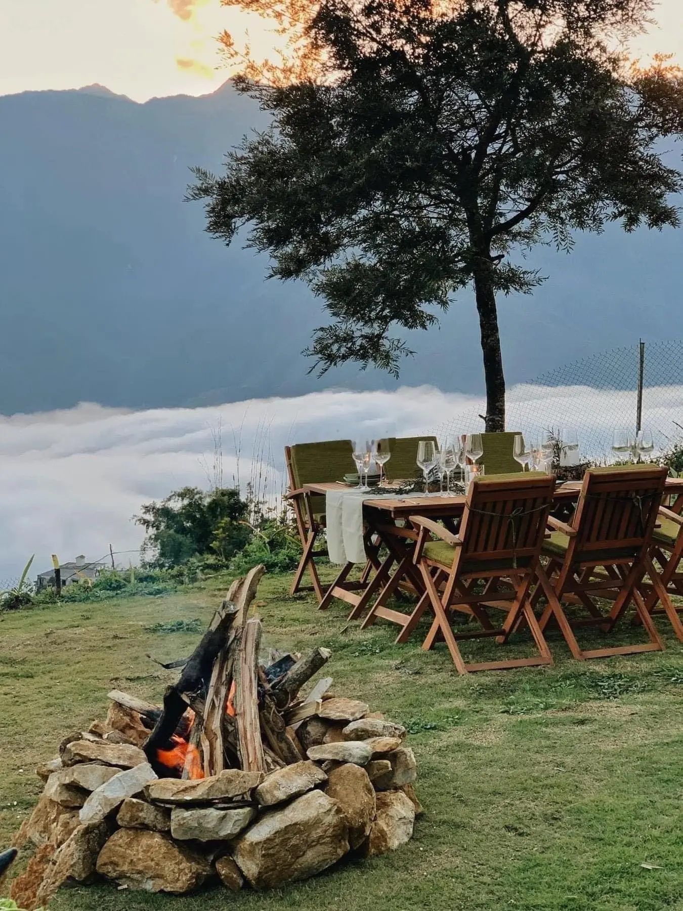 Le Zenis Boutique Moutain - Chỉ 19 căn biệt thự Sổ đỏ lâu dài - chuẩn gu các triệu phú tri thức