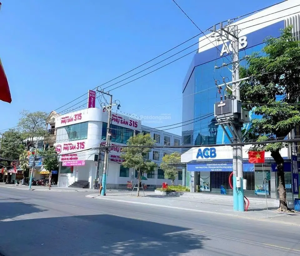 Cần bán đất 134m2 ngang 5.5m MT Nguyễn Trãi TP Dĩ An BD thổ cư 130m2 vị trí đẹp kinh doanh bán gấp
