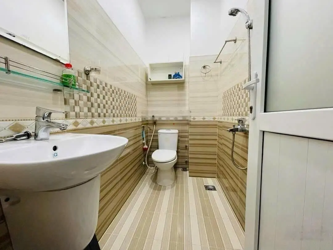 Tôi cần bán nhà Giá 3.390Tỷ/75m2 - đường Cao Thắng, Phường 10, Quận 10 ngay ngã 4 Điện Biên Phủ