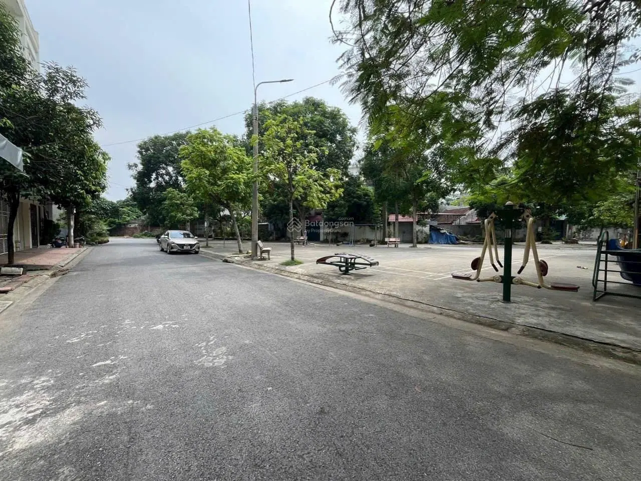 Bán lô đất view vườn hoa làn 2 Đấu Mã, Thị Cầu, TP Bắc Ninh. Giá chỉ hơn 5 tỷ