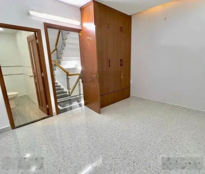 Nhà Liên Khu 4 - 5, diện tích 30m2, mặt tiền 5m, kết cấu bê tông cốt thép, 2 lầu, 4 phòng