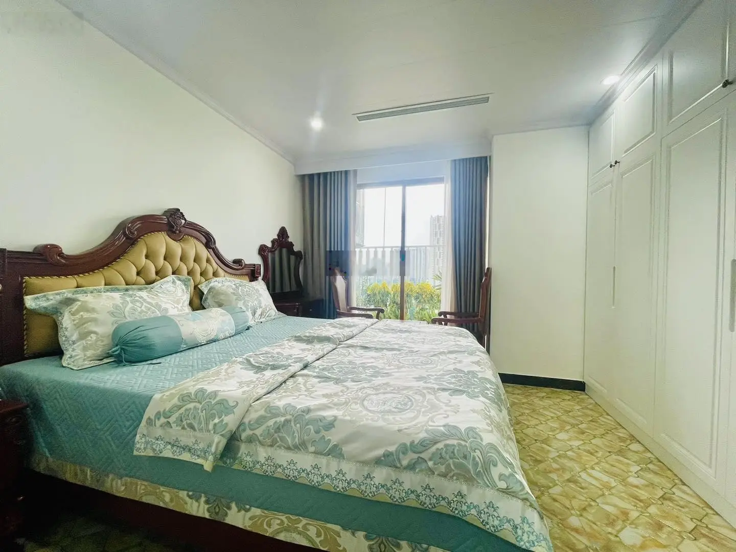 Chính chủ bán suất ngoại giao 113m2 mã 01 view phố Tố Hữu, Vũ Trọng Khánh chung cư QMS
