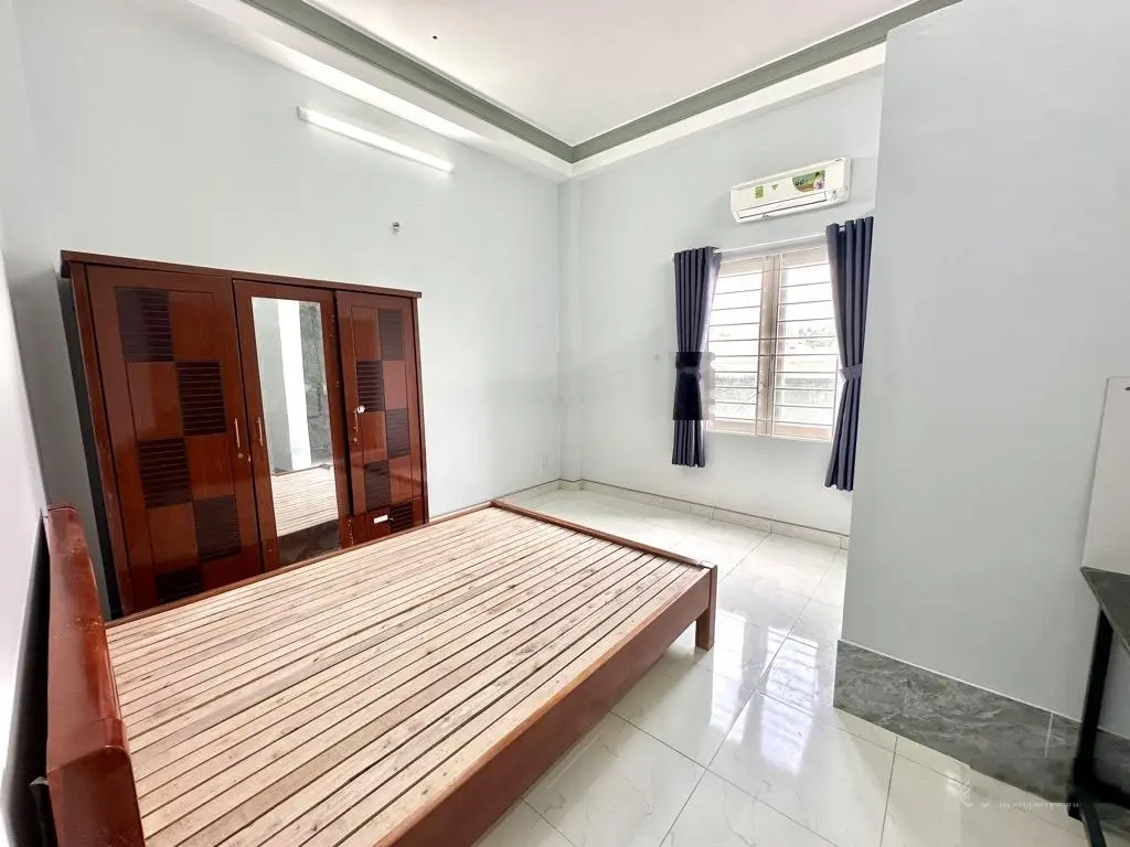 Nhỉnh 8 tỷ - Nhà 4 tầng - MT đường Bình Chiểu - Thủ Đức
