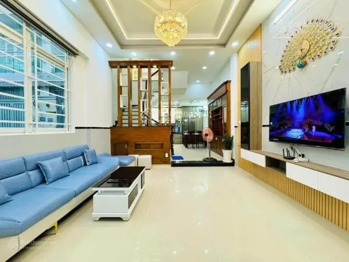Cần bán gấp nhà ở Đ. Bông Sao, P. 5, Q. 8, DT: 56,25m2(4,5mx12,5m). HĐT 12tr/th. Giá: 3tỷ860tr