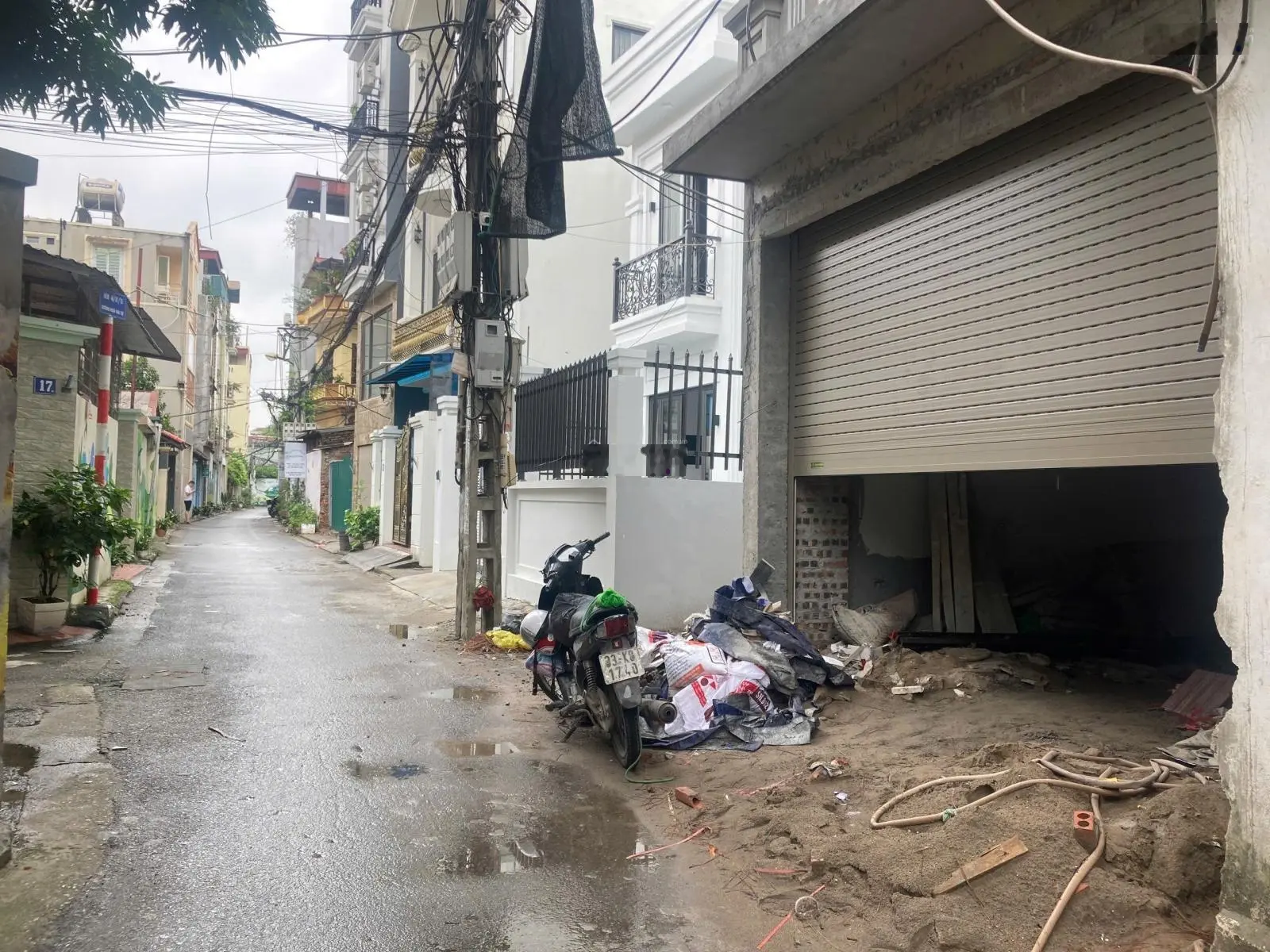 Bán nhà DT 48m2 căn góc 2 mặt tiền, ô tô 7 chỗ vào nhà tại phường Việt Hưng, Long Biên, Hà Nội