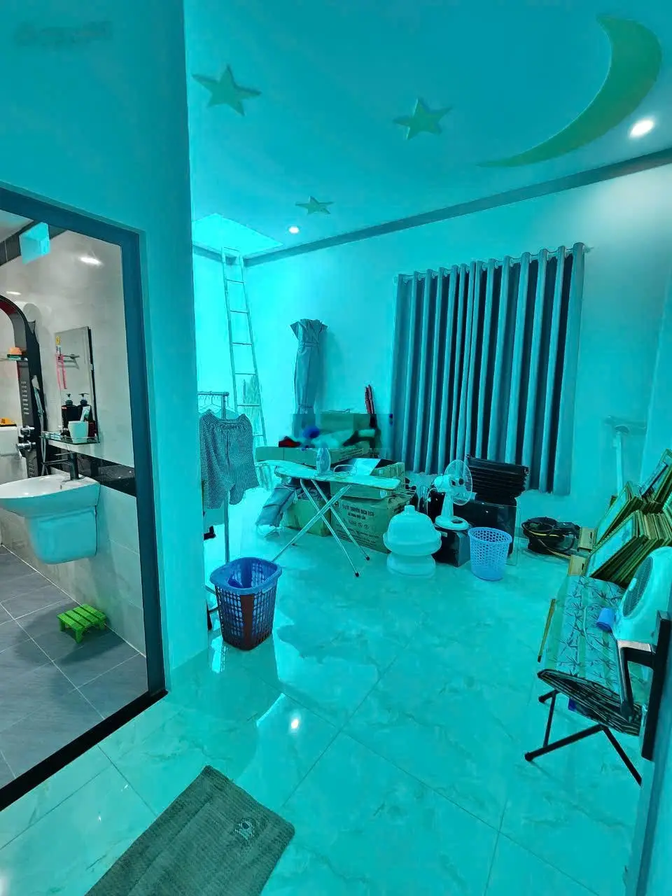 2 tỷ 950 Sổ hồng hoàn công Bán nhà KDC, P.An Phú, TP.Thuận An