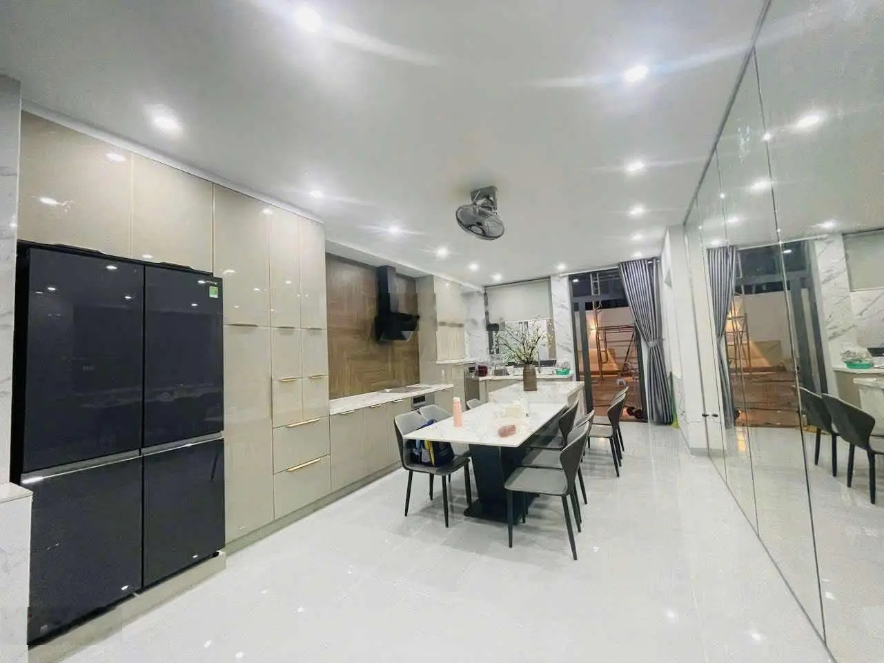Nhà mới đẹp 4 tầng, mặt tiền KD, Đường 359 PL B, Quận 9
