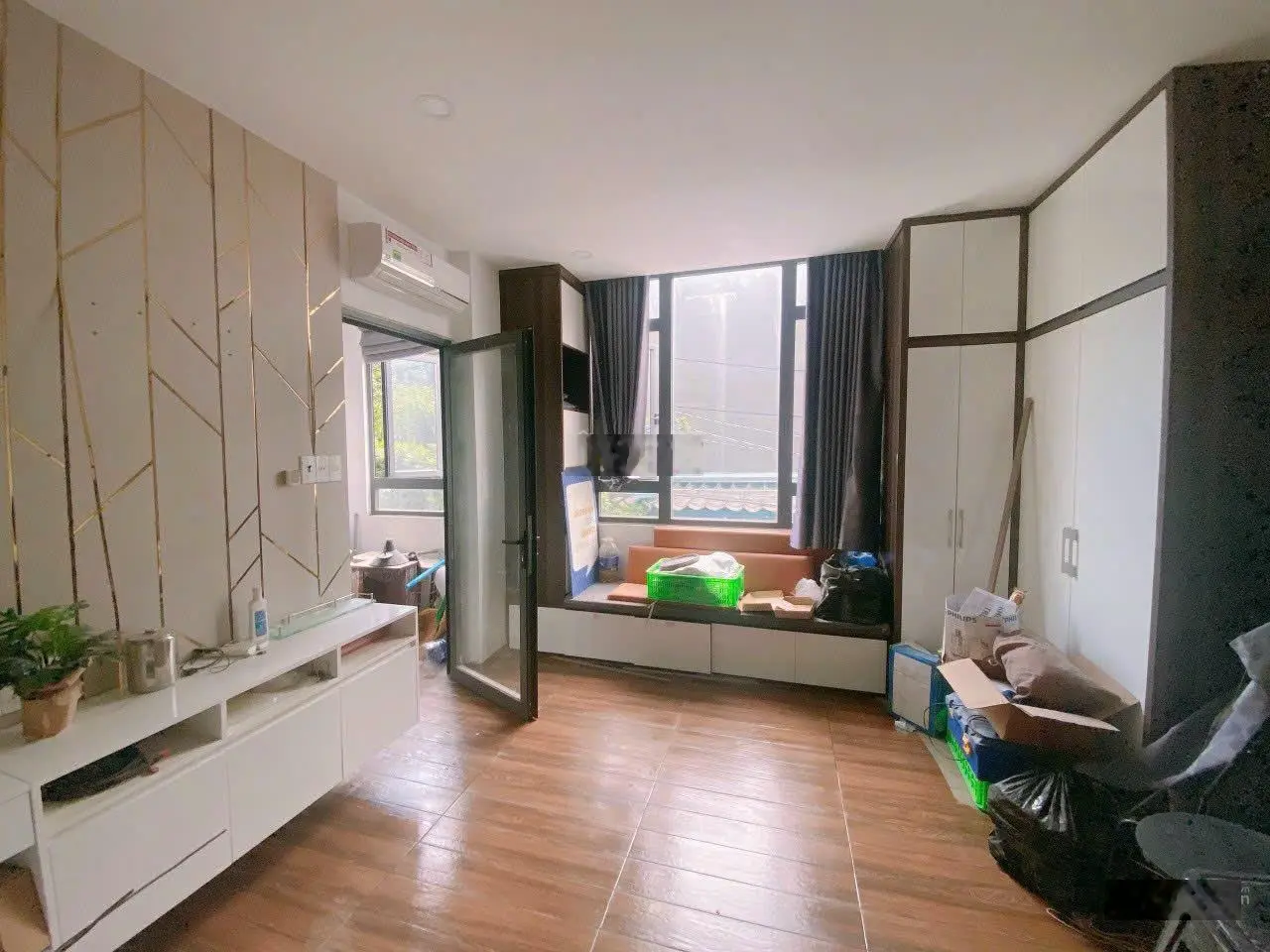 Bán nhà căn góc 2MT Phan Văn Trị, Phường 11, Bình Thạnh (DT: 5mx15m) & 4 tầng - giá 10tỷ TL