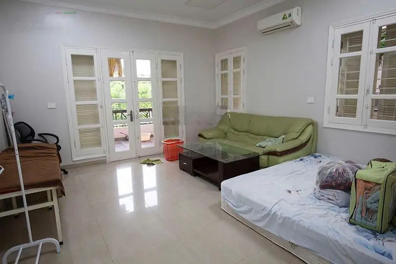Bán villa giá tốt nhất trong Ciputra. Liên hệ Amy 0904622983