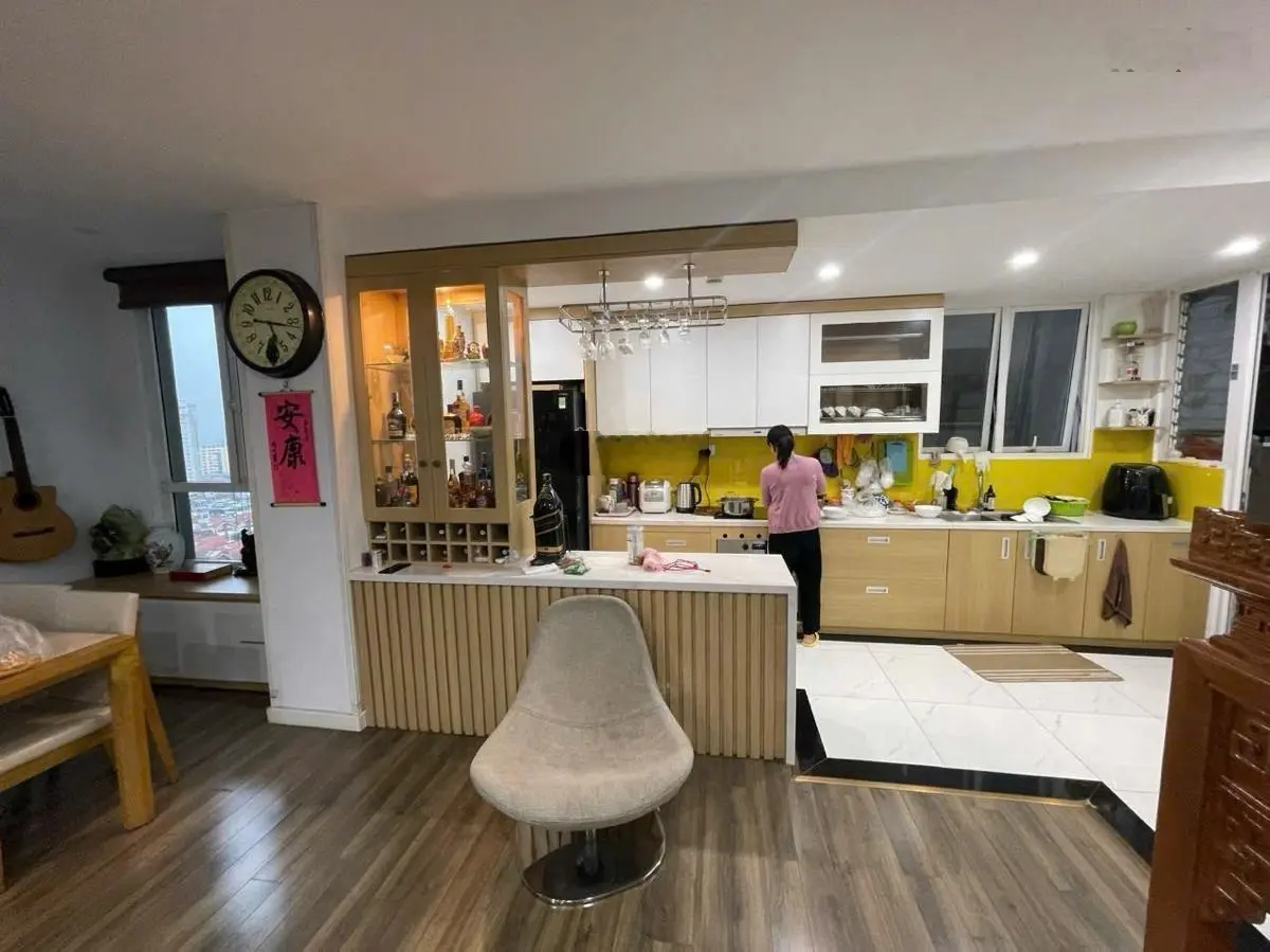 Bán căn hộ Season Avenue Mỗ Lao 111m2, 3PN, 2WC, có lot để ô tô. Giá nhỉnh 8 tỷ