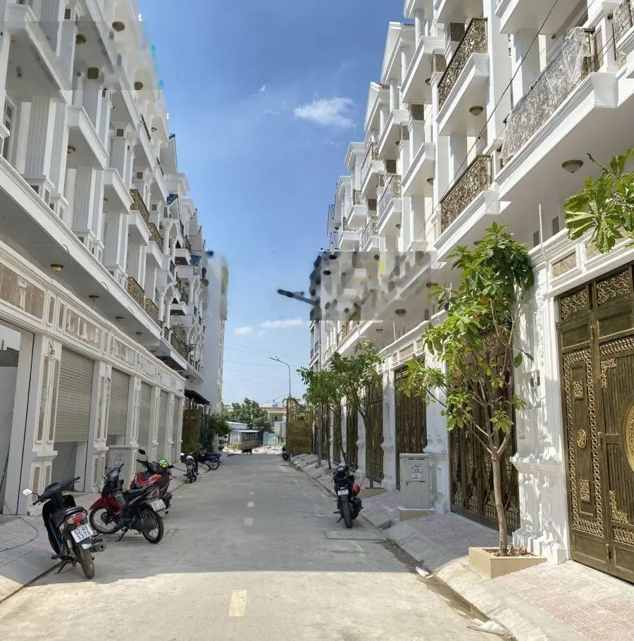 Cần bán nhà khu đồng bộ đường Quốc Lộ 13 , Thủ Đức. DT 80m2 - Giá 2,5 TỶ . SHR. LH 0903 632 *** QUÂN