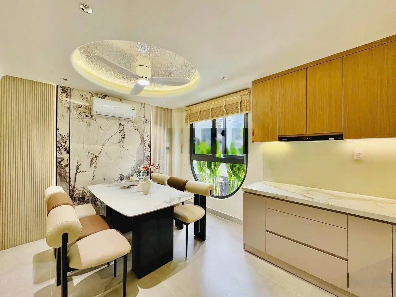 Căn nhà nằm gần nhiều tiện ích ở nguyễn khuyến giá đang chào bán 2ty1 dt 45m hẻm oto