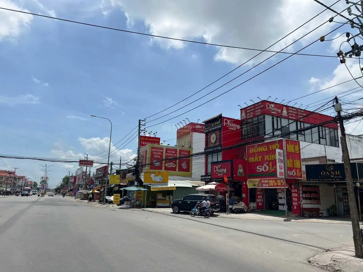 Bán đất ở đô thị full thổ lô góc 2 MT 120m2 đường Lộc Du1 P. Trảng Bàng Tây Ninh giá 1ty025