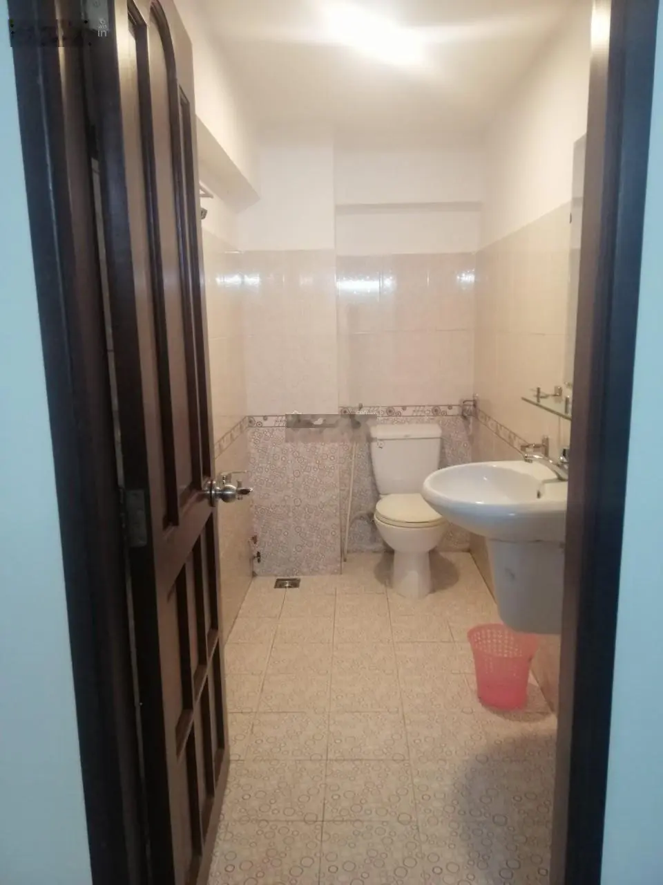 Nhà phố kinh doanh 5x16m, 1 hầm 1 trệt 2 lầu ST, siêu vị trí, HĐ thuê 32 tr/tháng giá bán 18 tỷ TL