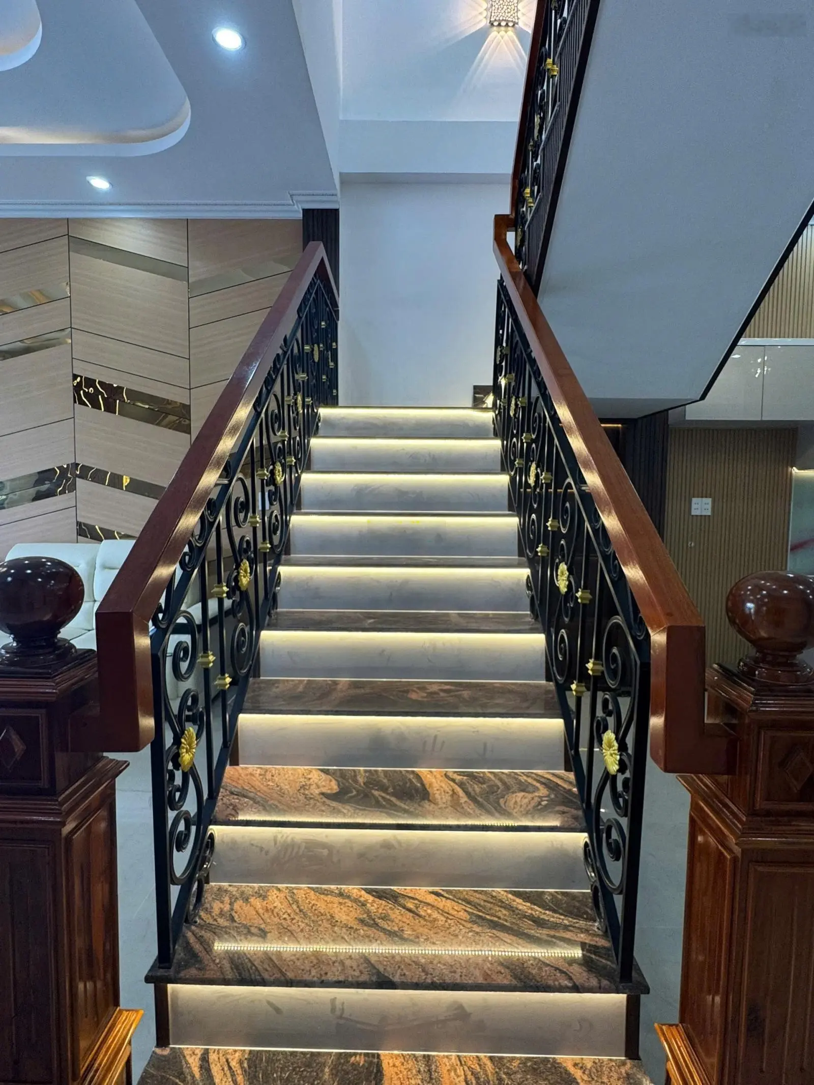 Căn nhà rộng ven thành phố hồ chí minh sổ hồng riêng, giá chỉ 2ty3