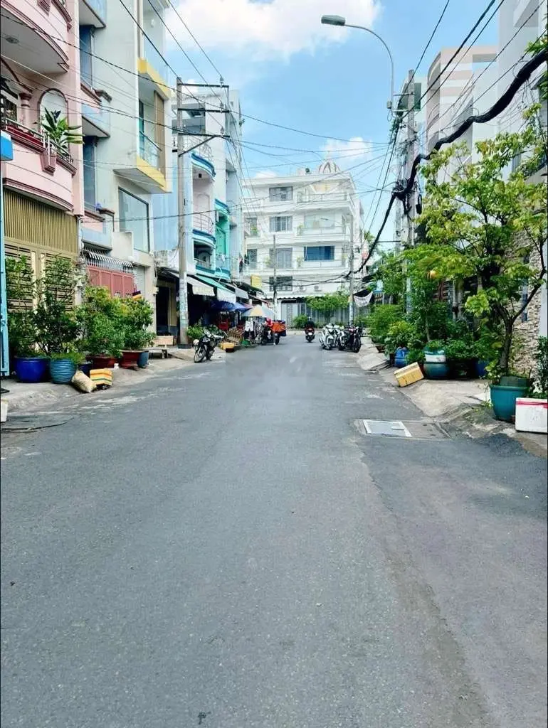 NHÀ NGỘP BANK MỚI CỰC ĐẸP LÔ GÓC THOÁNG MÁT