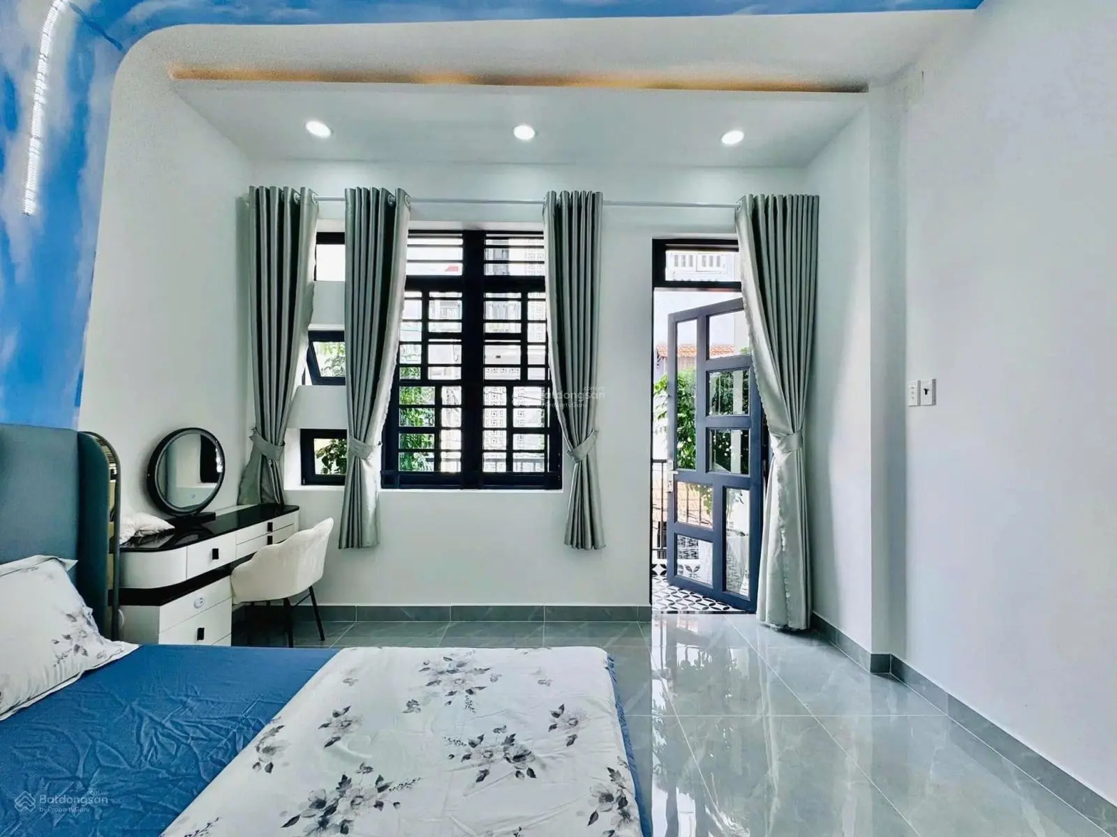 Chỉ 3tỷ350. Nhà 71m2 Cô Giang, P Cô Giang, Q1, Ngay Bùi Viện. Xây 1 trệt 2 lầu + sân thượng, hẻm 6m