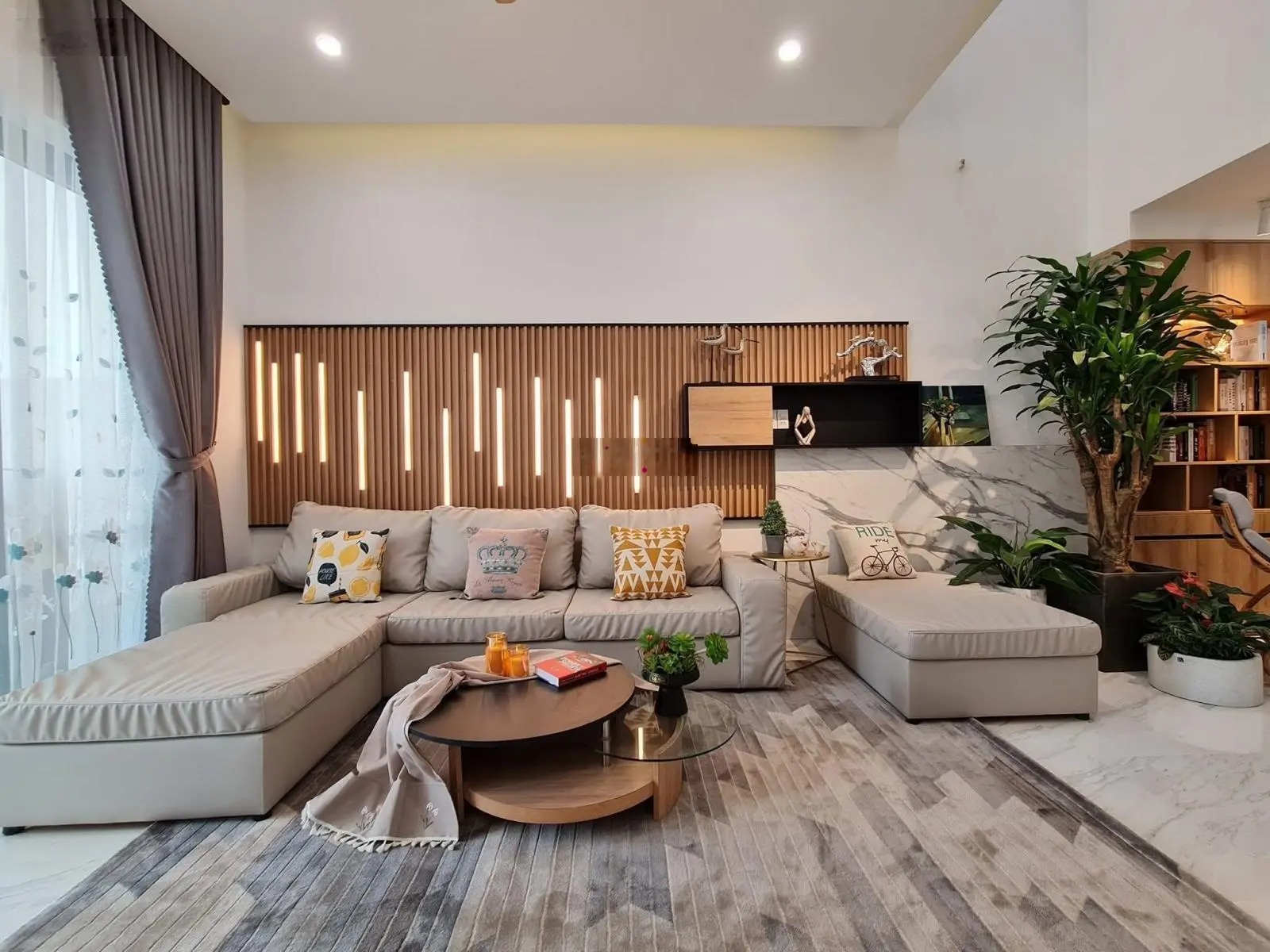 Bán nhà đẹp, đường 6,2m Nguyễn Thị Minh Khai - Q1, gần trung tâm thể thao Hoa Lư. 68,9m2