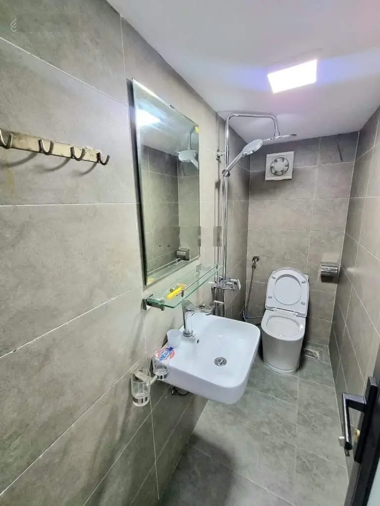 Bán nhà dân xây Bồ đề nhà gần như còn mới nguyên, chủ tự thiết kế