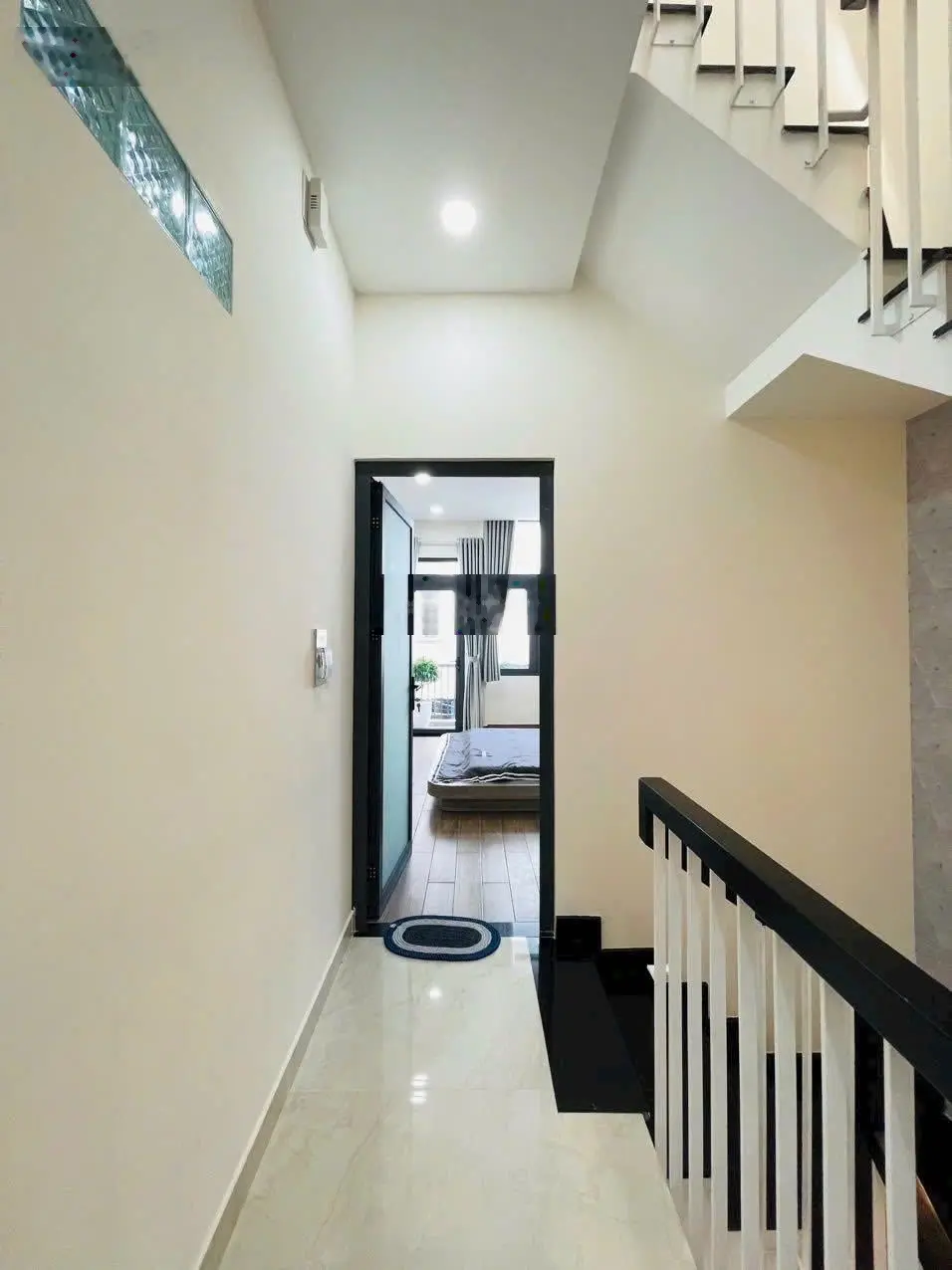 2tỷ450 bán 2tỷ250 căn 64m2 Lý Thường Kiệt P14 Q10. Gần BV Chợ Rẫy. 3 lầu 4PN 4WC.Sổ sẵn, hẻm oto 7m