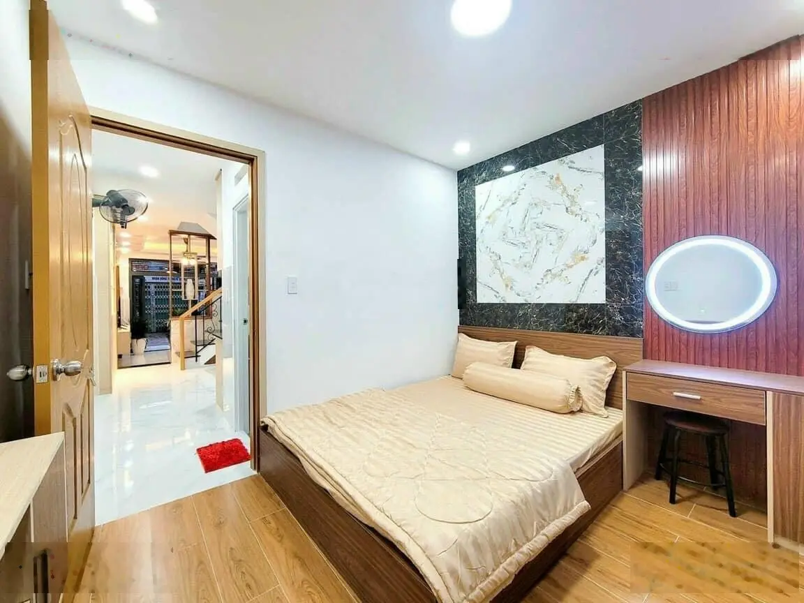 Giảm ngay 100TR! Sở hữu ngay nhà riêng 2tỷ78, 55m2 SHR, Vườn Chuối, p 4, Q3, HCM, view đẹp, uy tín