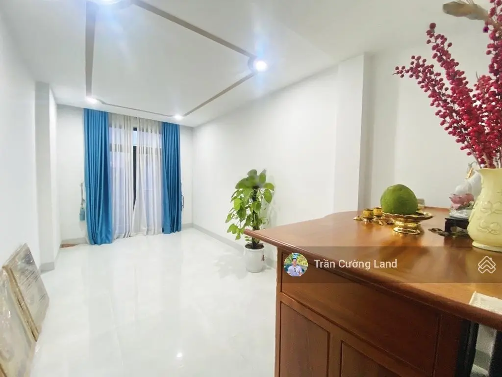 Bán nhà 2 mặt tiền 3 tầng - 5x26m, ra vincom lê văn việt quận 9 chỉ 5p - 11tỷ nhỉnh