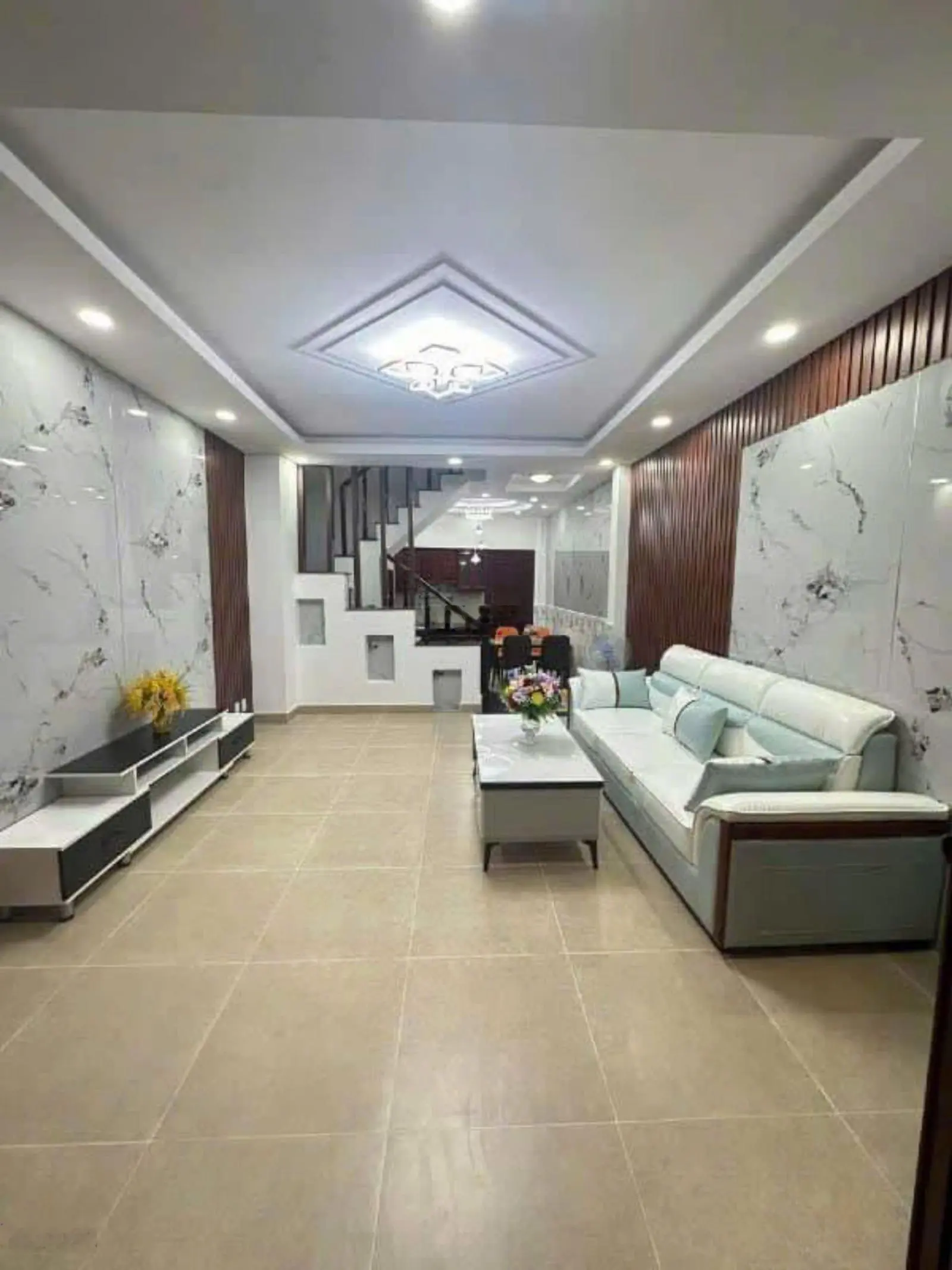 Bán gấp nhà Bùi Đình Túy. Quận Bình Thạnh - 45,8m2 - 2PN3WC- giá 2 tỷ 890- LH 0765 539 ***
