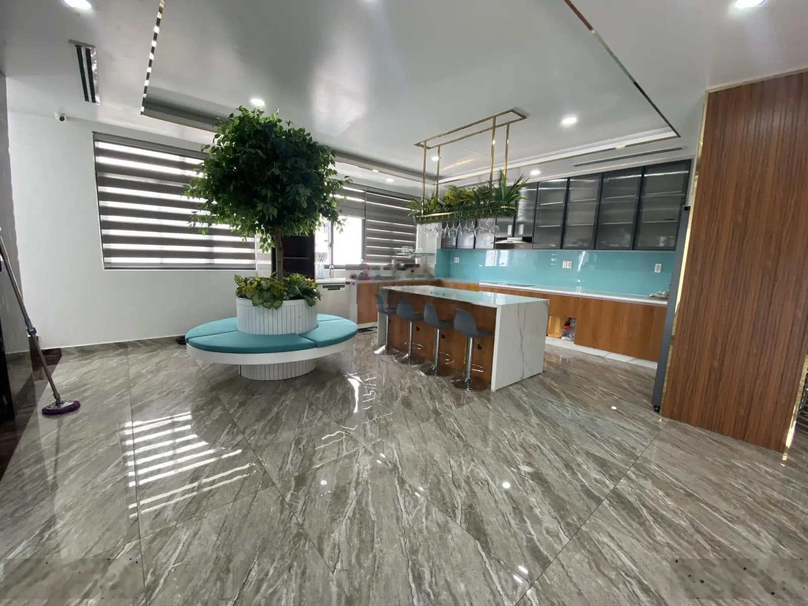 Bán nhà mặt phố giá ưu đãi tại đường Cách Mạng Tháng Tám, 28,5 tỷ, 105m2, 7 tầng thang máy