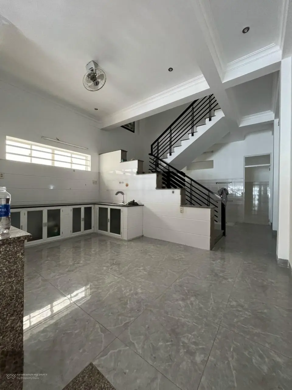 Giá tốt bán nhà mặt phố (ngang5m) đường Đồng Nai buôn bán rất tốt , Phước Hải TTTP Nha Trang