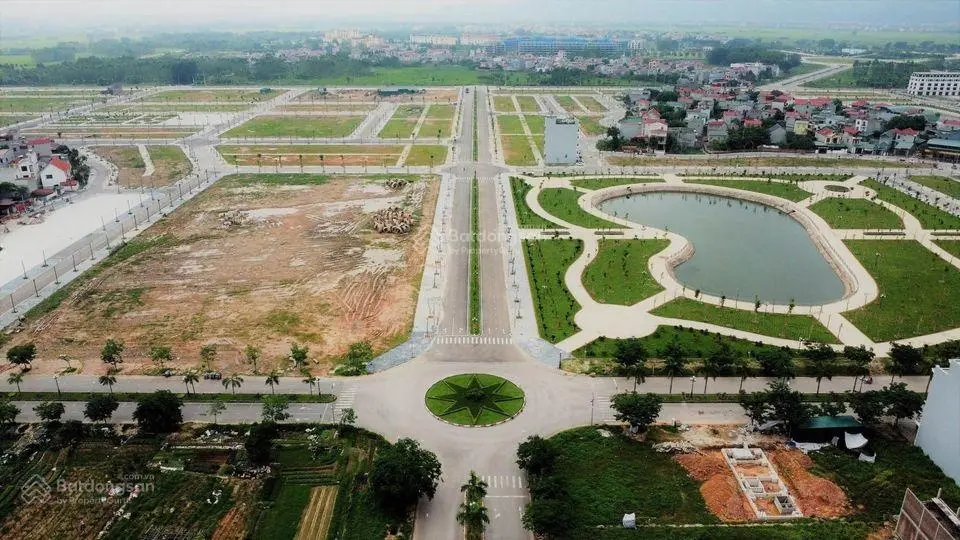 Đất nền sẵn sổ cạnh ngã 6 Tp. Bắc Giang