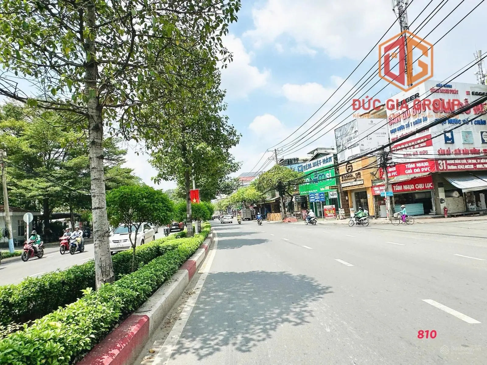Bán nhà hoàn thiện 4 tầng, mặt tiền đường Đồng Khởi 6m4 x 56m, full thổ cư giá 30 tỷ!