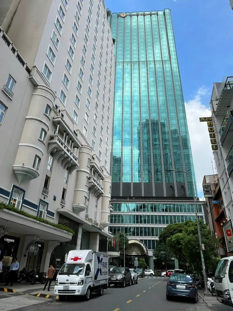 Bán tòa building mặt tiền Trường Sơn - DT: 10 x 33m - hầm + 10 lầu - giá bán: 61 tỷ TL tin thật