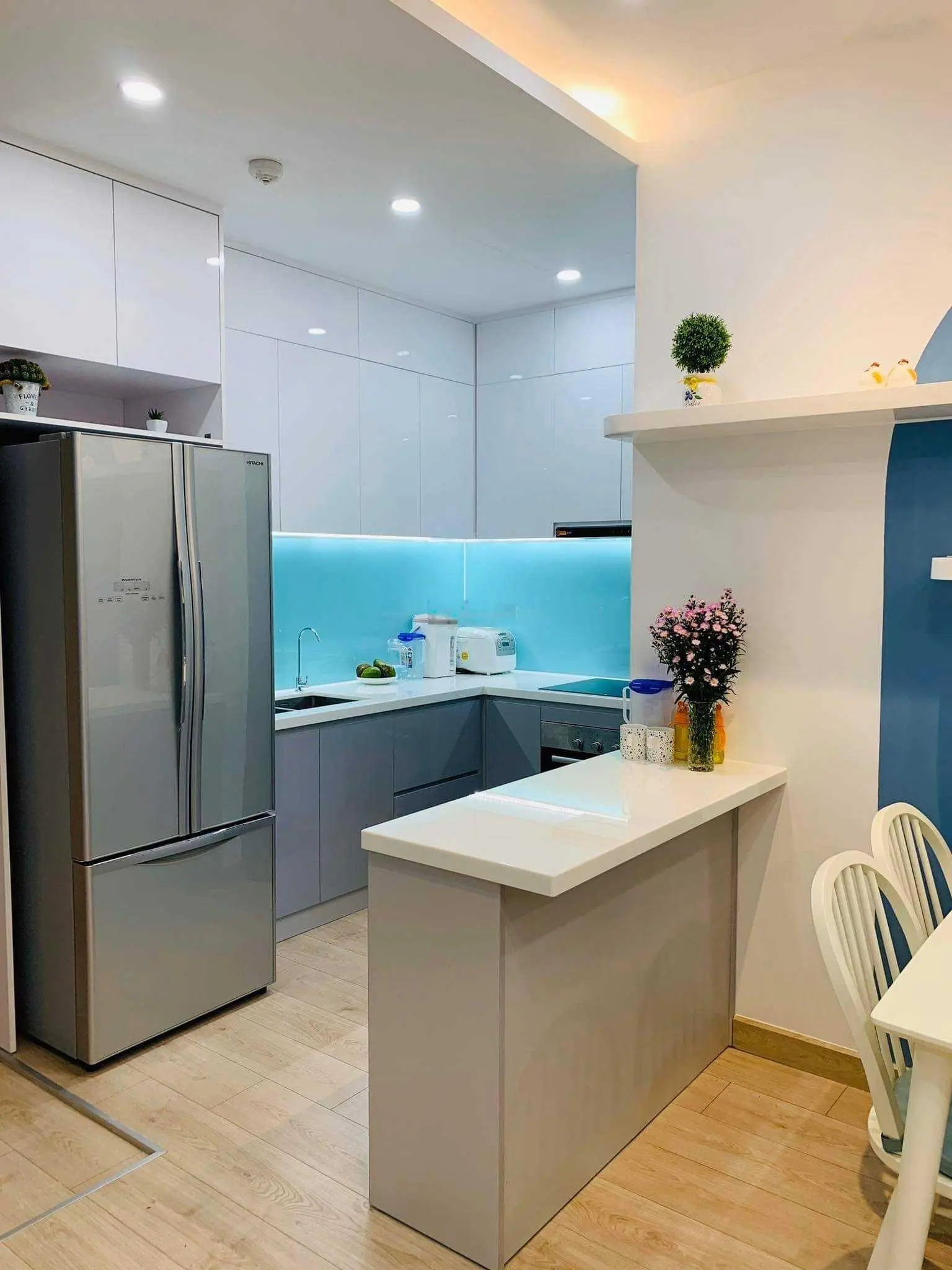 Bán gấp căn hộ Emerald 63m2 giá siêu rẻ, full nội thất, giá 3.2 tỷ