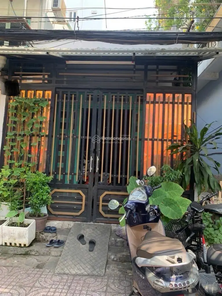 Cần bán gấp nhà góc 2 mặt tiền Dương Bá Trạc P.1 Q. 8. Dòng tiền cực tốt. DT 61m2. Giá nhỉnh 6 tỷ