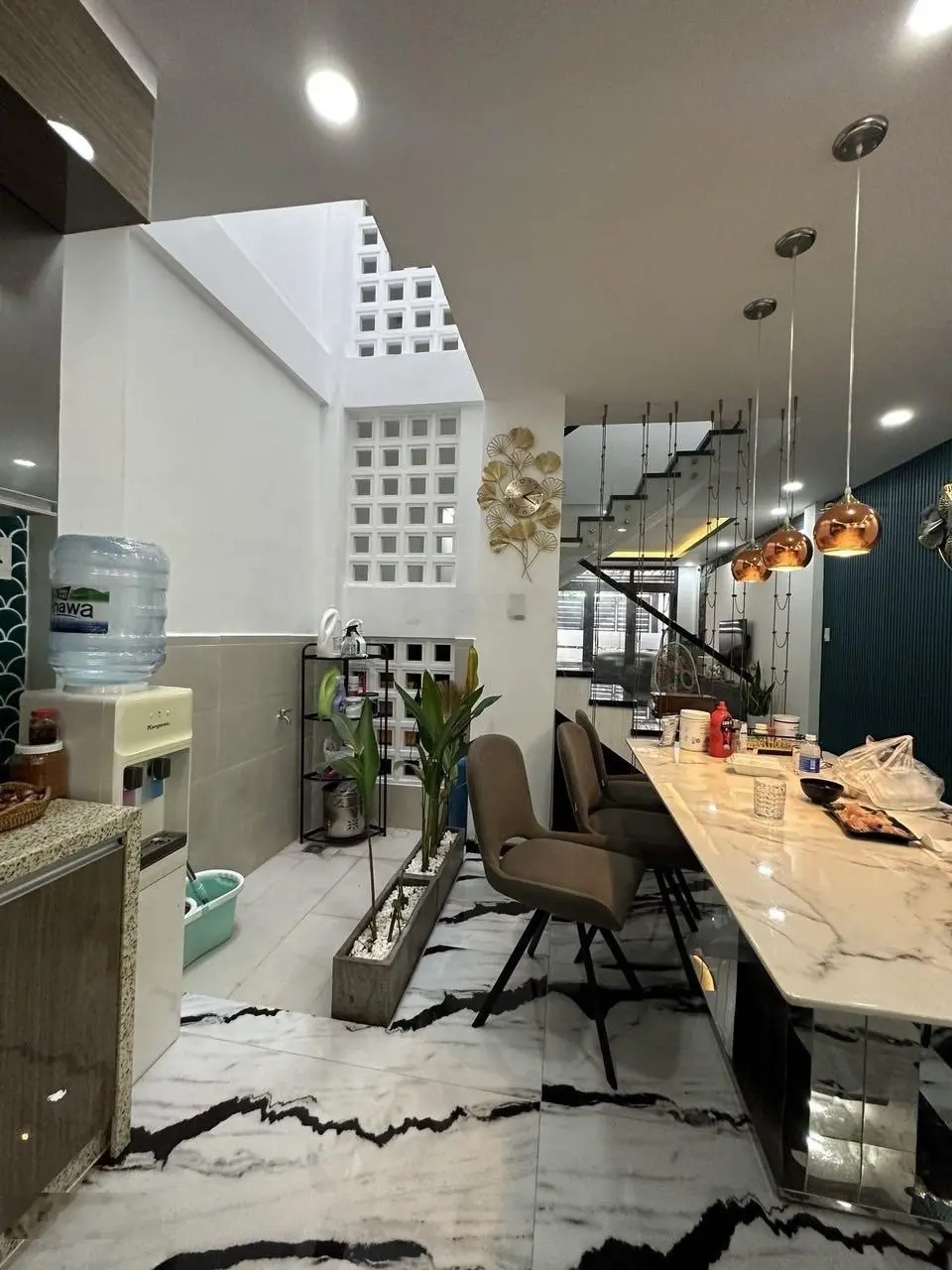 Hạ giá bán nhà Giá 3.4tỷ cho thuê 25tr/th đường Vĩnh Khánh, P8, Q4. Cách Đ. Hoàng Diệu 50m