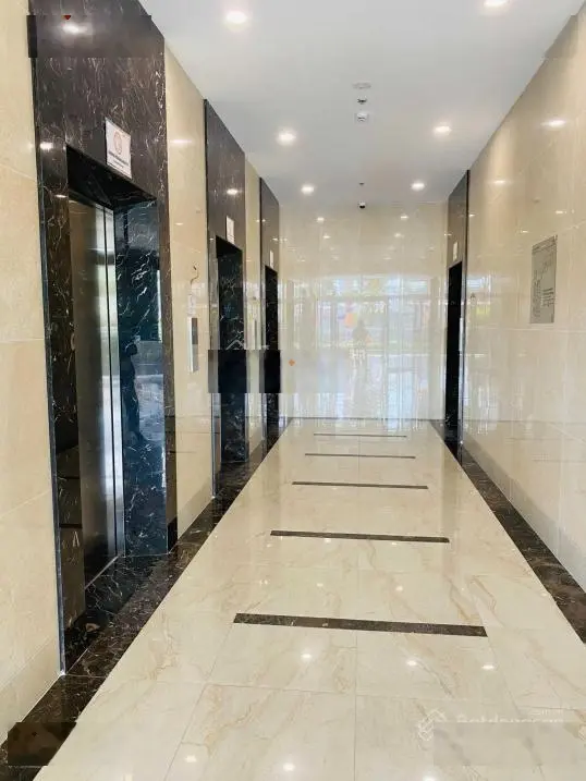 Chủ nhà định cư nước ngoài bán lỗ 400tr căn 2PN 70m2 The Rivana view hồ bơi giá còn 2,4 tỷ