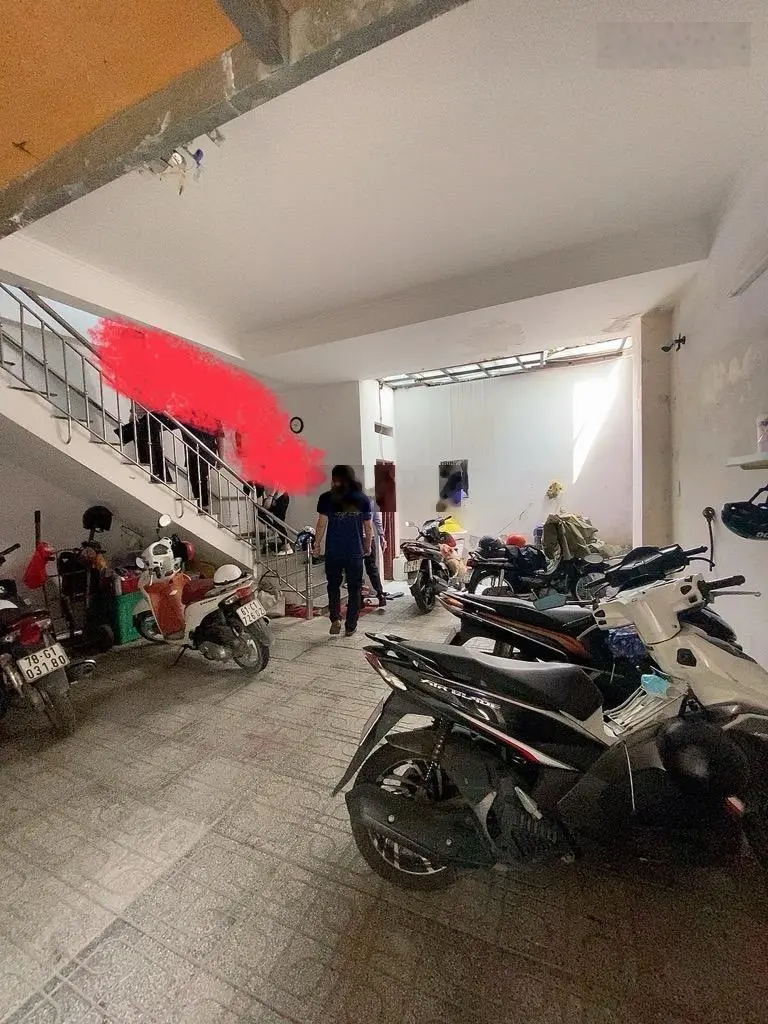 Nhà 4 tầng mặt tiền Lê Văn Chí - 151M2 NGANG KHỦNG 7.6M - Thu nhập hơn 50tr/ tháng.